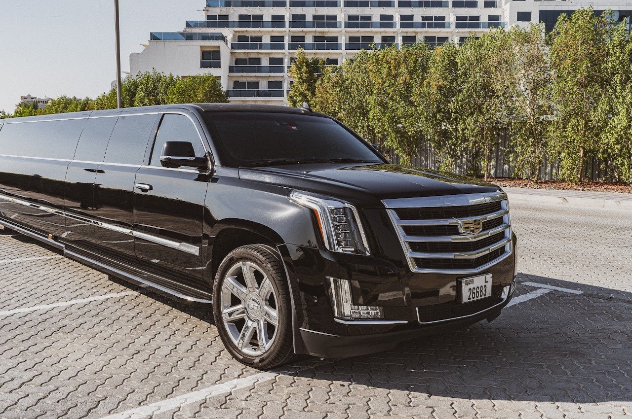 Rental Cadillac Escalade Dubai for the supreme driving